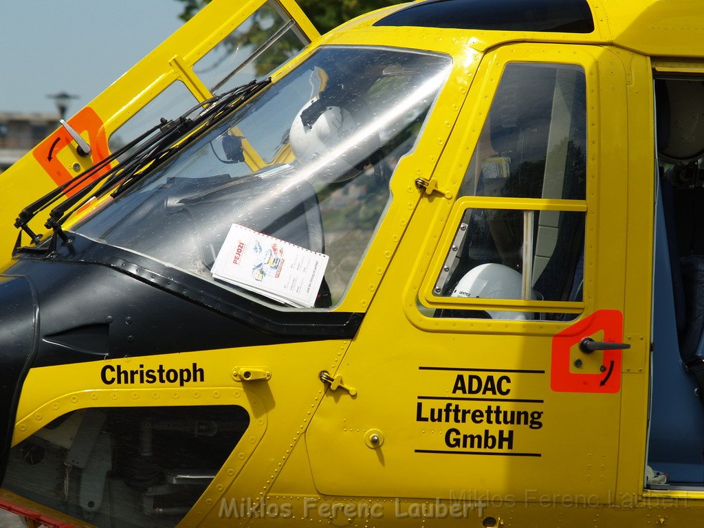 Christoph 3 und Rheinland in Koeln Merheim P27.JPG